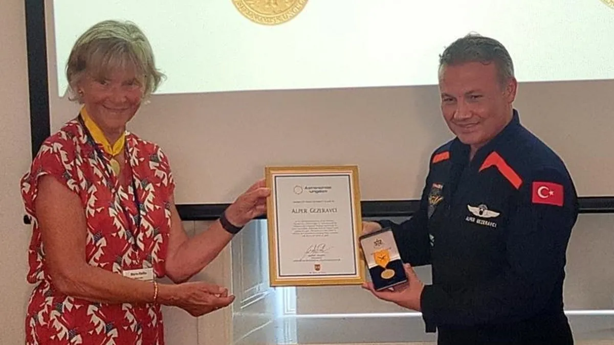 Alper Gezeravcı İsveç’te altın madalya aldı