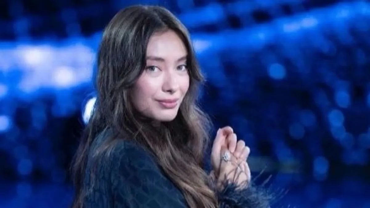 Minik ‘Doğulu’nun cinsiyeti ortaya çıktı! Neslihan Atagülİtalya televizyonlarında bebeğinin cinsiyetini ilk kez açıkladı!