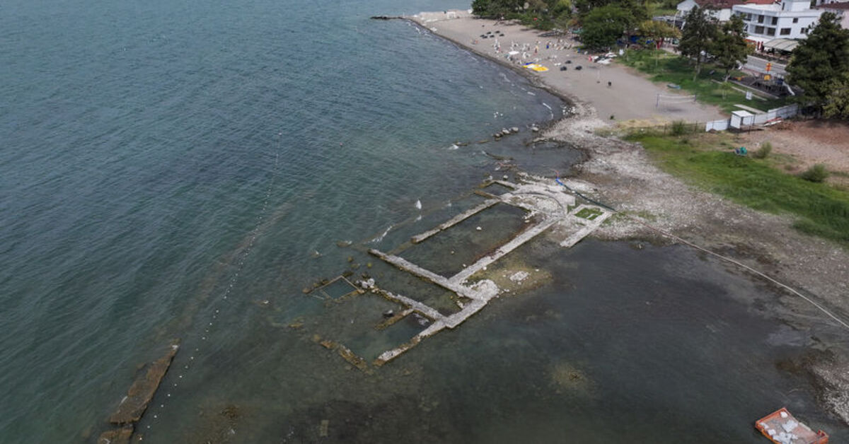 Su üstüne çıkan İznik Gölü’ndeki bazilikanın ziyarete açılması amaçlanıyor