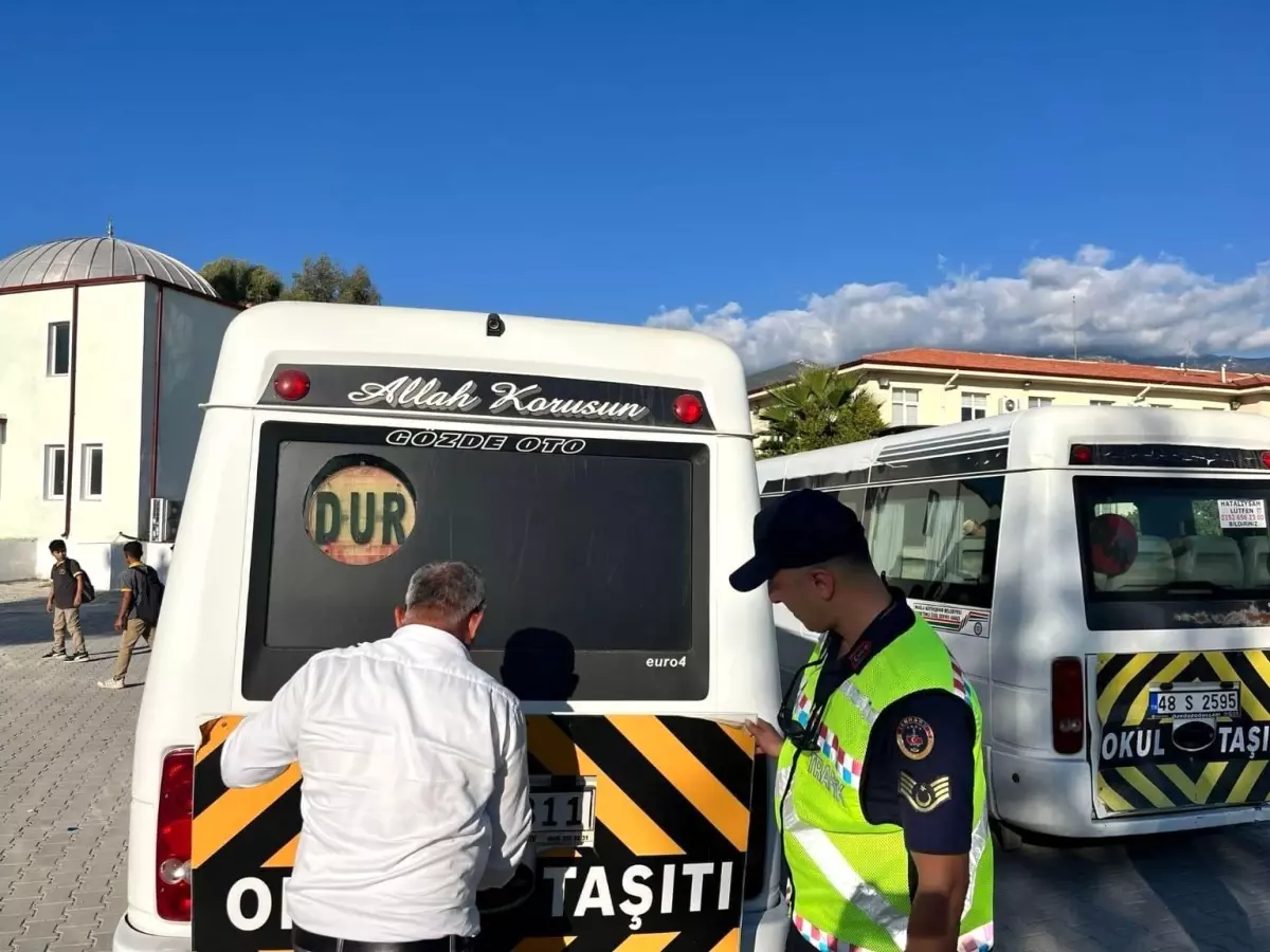 Antalya’da Okul Servis Araçlarına Ceza