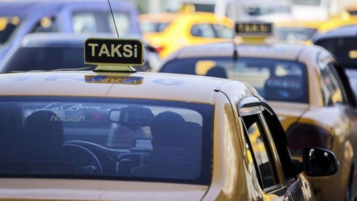 Ankara’da takside uyuşturucu satan torbacılar yakalandı