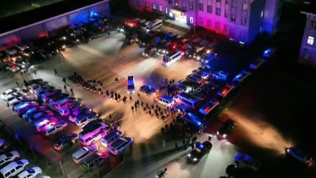 Zehir tacirlerine helikopter destekli şafak operasyonu