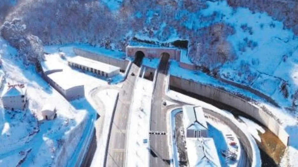 Yeni Zigana Tüneli kış çilesini bitirdi