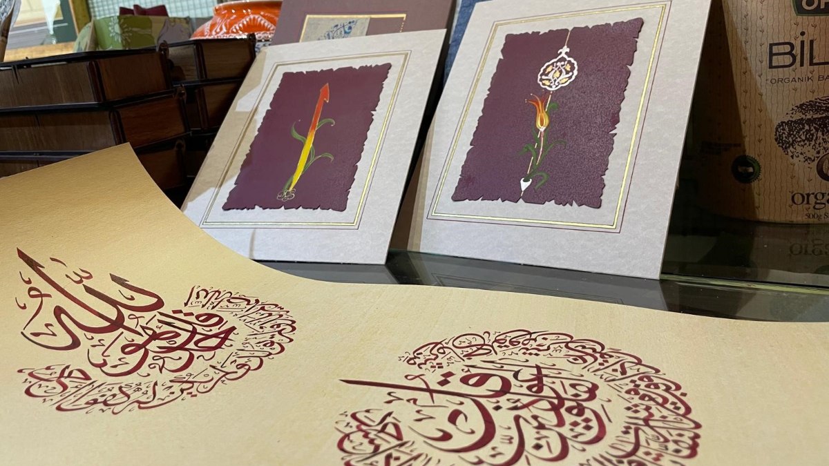 Eskişehirli emekli, Hüsn-i Hat sanatını yaşatma misyonunu üstleniyor